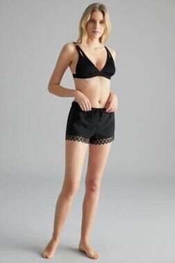 Alex Scallop Shorts Womens XS Mini Lace Laser Cut Shorts Athletic Black N189